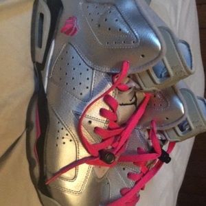 Jordan Retro 6 Valentines day